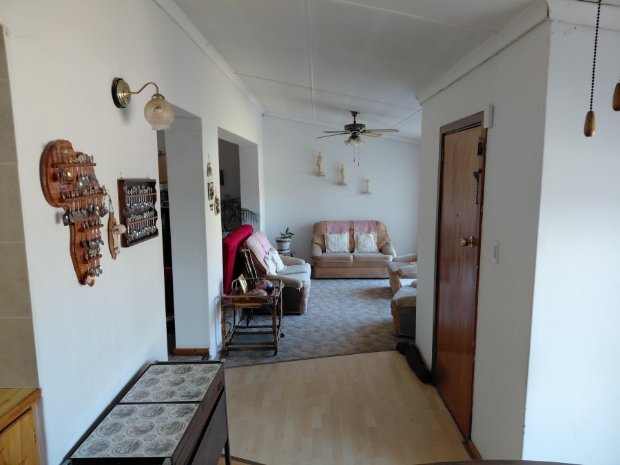 4 Bedroom Property for Sale in Windsor Park Eastern Cape